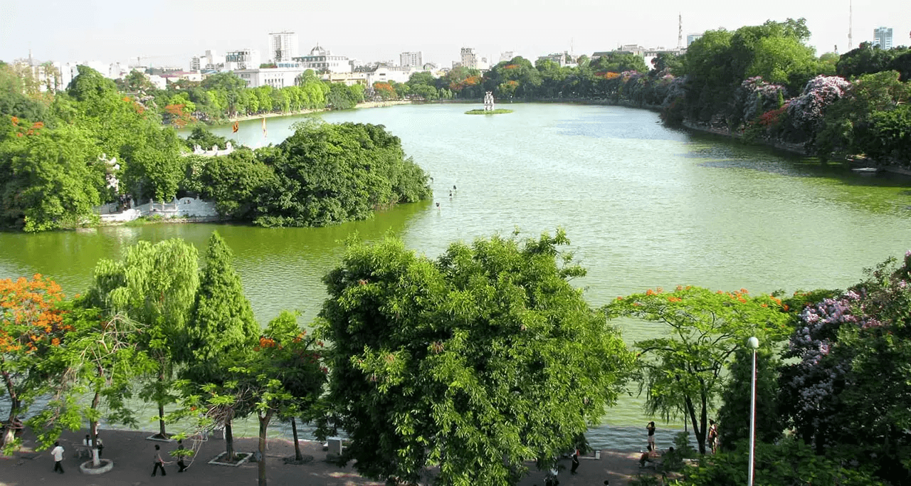 Hanoi Hoan Kiem Lake panorama view