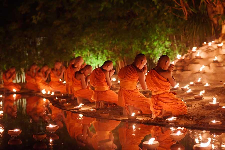 Vietnamese monks